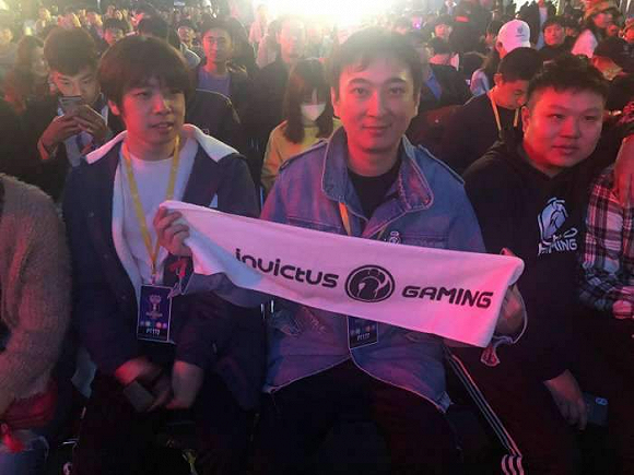 首日比赛结果 - BLAST Bounty 2025：封闭资格赛